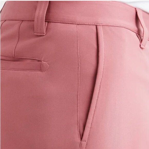 🌺🩳 Rhone 9" Commuter Short • Nantucket Red • Waist 32 • NWT - Picture 4 of 9
